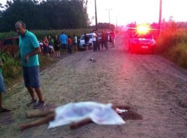 Homem morre atropelado e motorista não presta socorro 