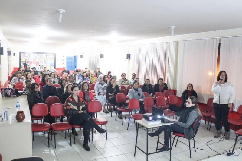 Balneário Gaivota apresenta Plano Municipal de Educação