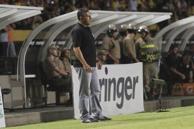 Arrancada arrasadora do Tigre diante do JEC anima Luizinho Vieira