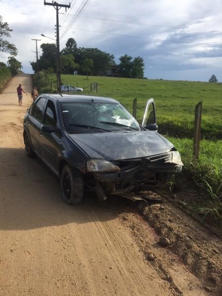 Motorista tem suspeita de traumatismo craniano após acidente