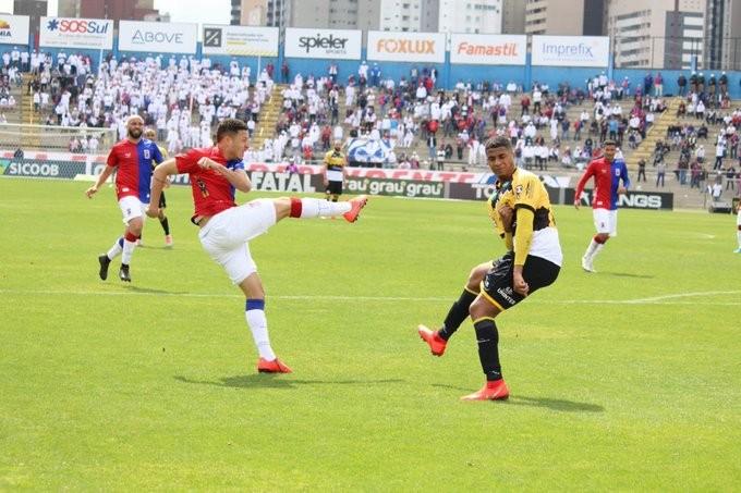 Criciúma empata sem gols no Paraná e permanece na zona de rebaixamento