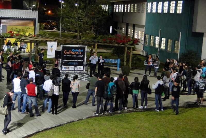 Contabilizando Trote no Quintas Culturais desta semana