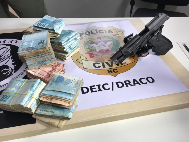 Operação Network: Polícia Civil apreende drogas e mais de R$ 60 mil