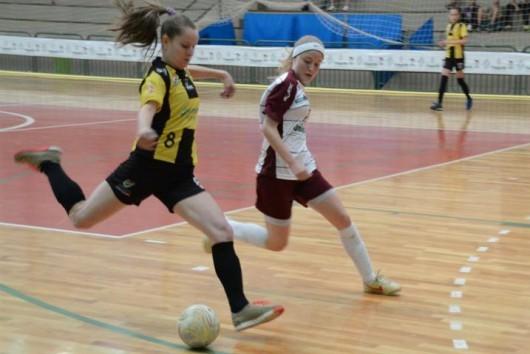 Jasc: Em jogo disputado, título escapa no futsal feminino