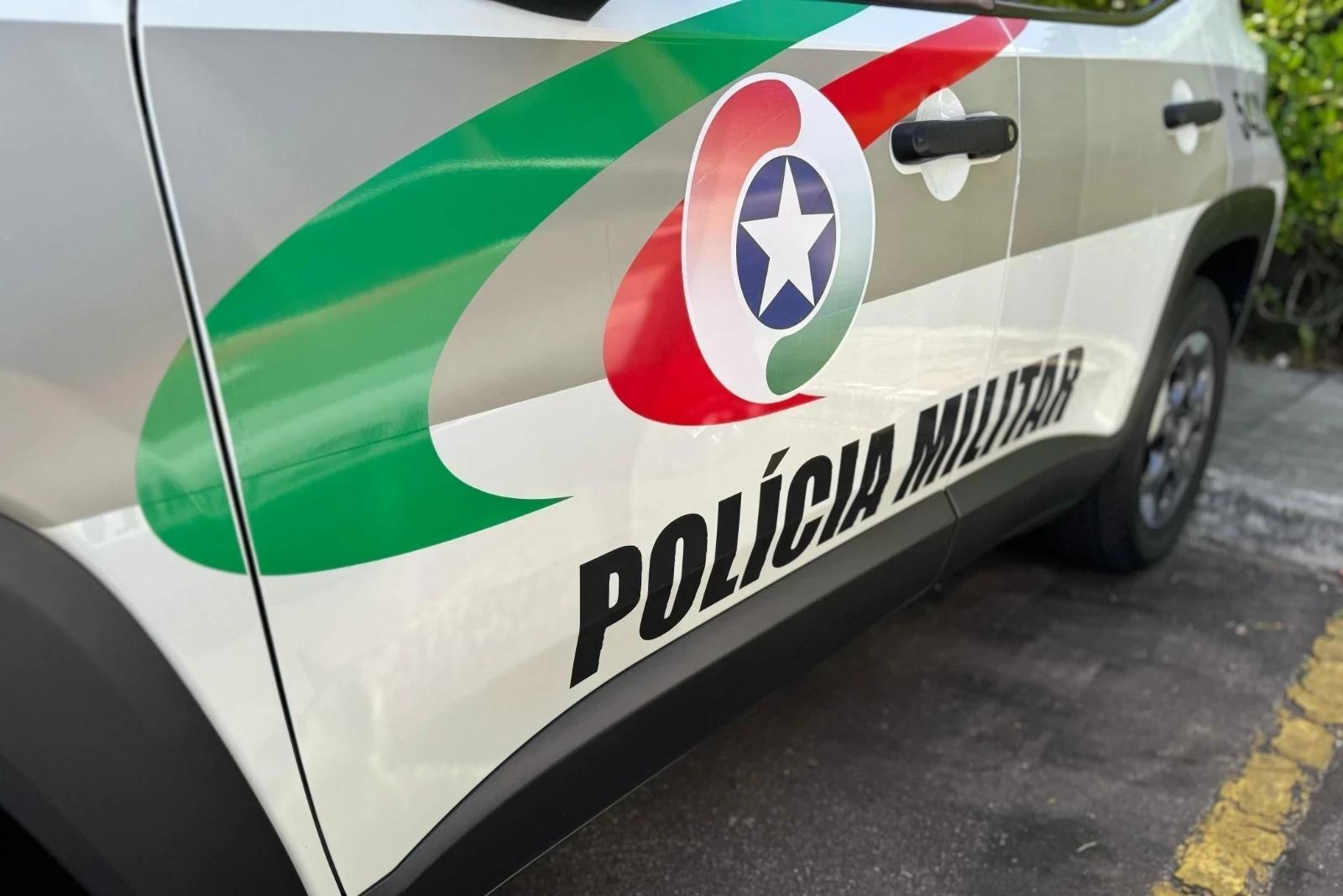 Carro encontrado incendiado pode ter ligação com homicídio em Criciúma