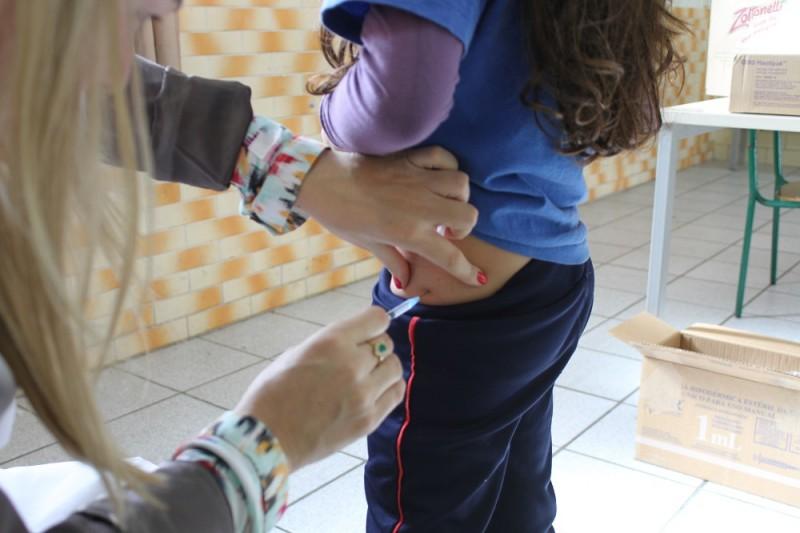 Aplicação de vacinas segue normalmente nas Unidades de Saúde de Criciúma