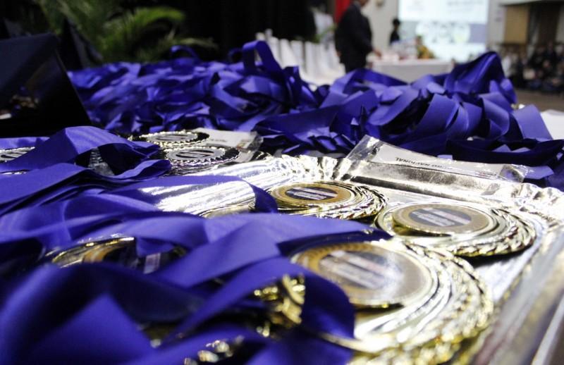 Alunos de Criciúma conquistam 11 medalhas em competições internacionais de Matemática