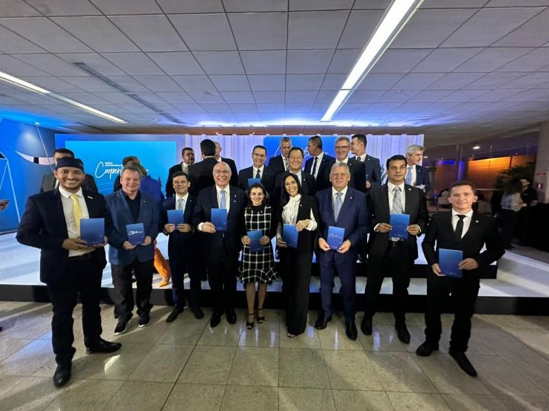 Geovania de Sá passa a integrar a Frente Parlamentar do Cooperativismo