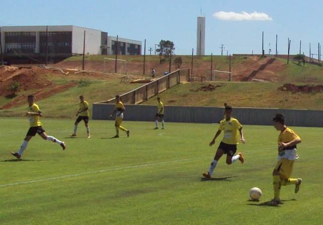 Base tricolor vence e empata com o Vila Nova (RS)
