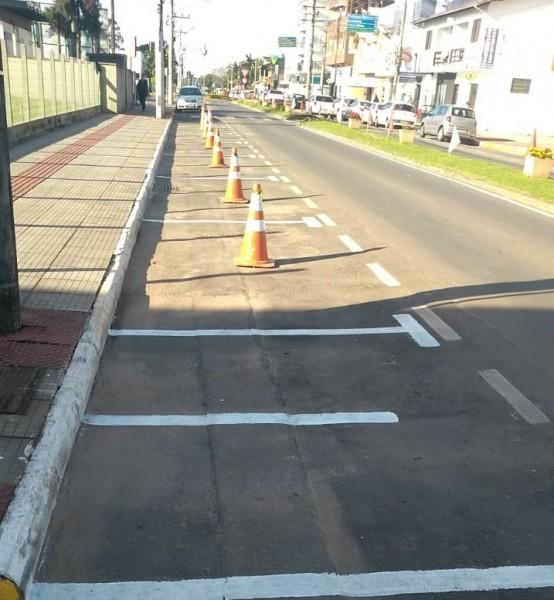 Áreas de estacionamento são demarcadas em Forquilhinha
