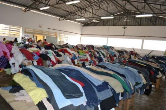 Em Cocal do Sul, Campanha do Agasalho arrecada toneladas de roupas