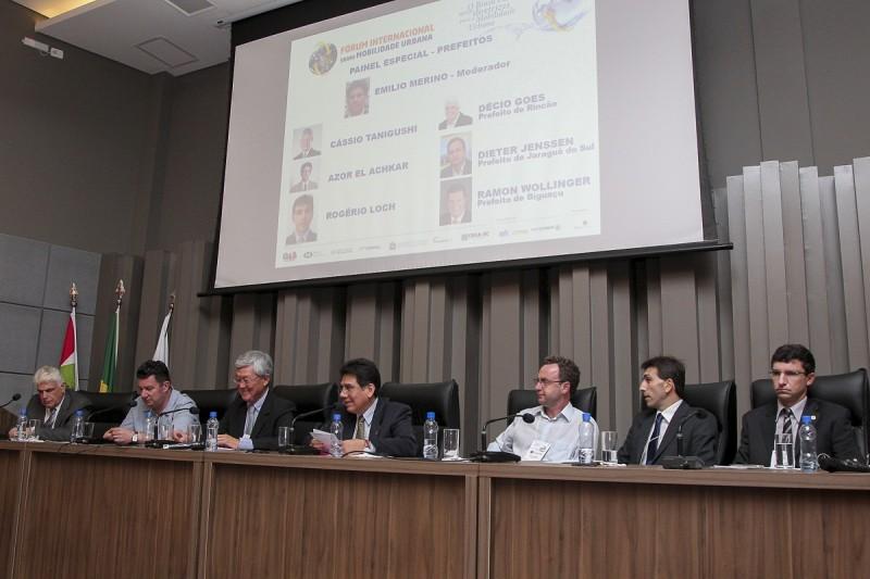 Balneário Rincão participa de Fórum Internacional sobre Mobilidade Urbana