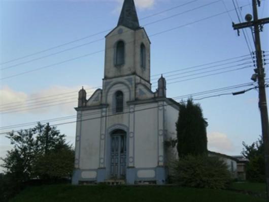 De igreja para capela mortuária