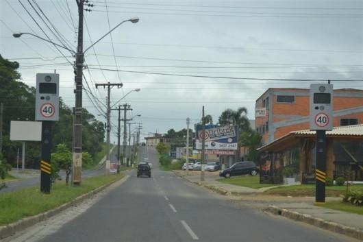 Empresa licitada poderá assumir gestão das lombadas na próxima semana
