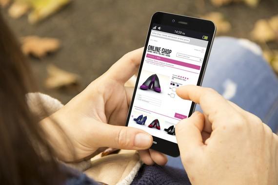 Mais da metade dos internautas fizeram compras por aplicativos no último ano