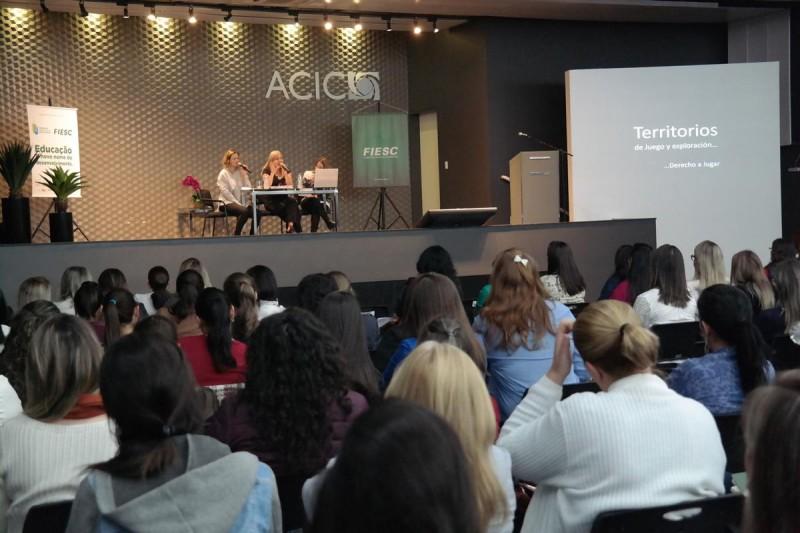 Práticas de ensino são evidenciadas em Seminário Internacional de Educação