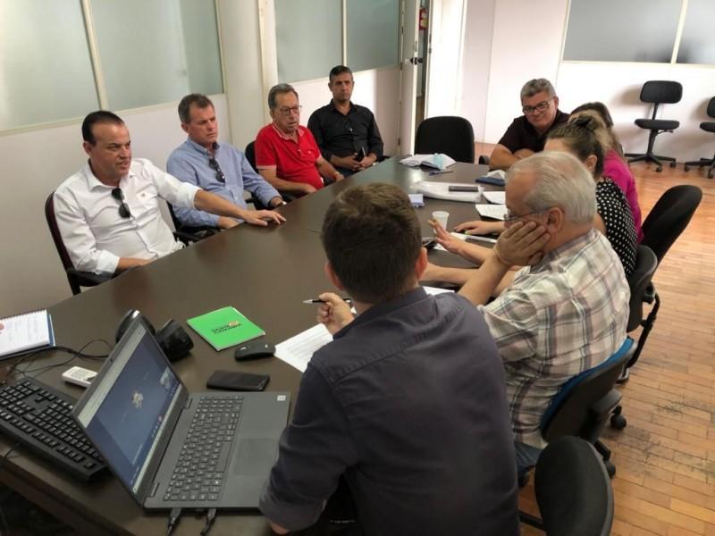 Prefeitos de Forquilhinha, Nova Veneza e Maracajá definem detalhes da instalação da Usina de Asfalto