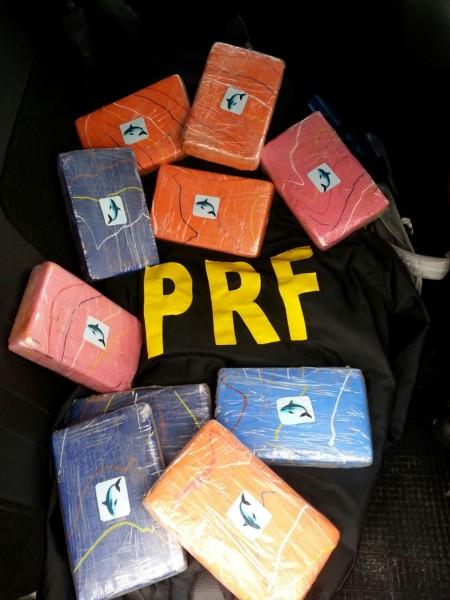 Homem é preso na BR-101 com mais de 10 quilos de cocaína em mochila