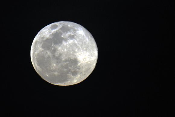 Maior Superlua em 68 anos poderá ser observada nesta segunda-feira