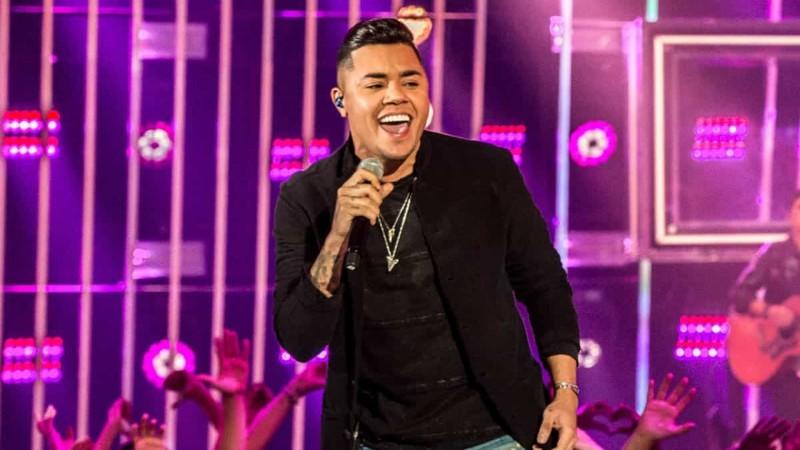 Felipe Araújo é atração confirmada na Festa do Peixe 2023