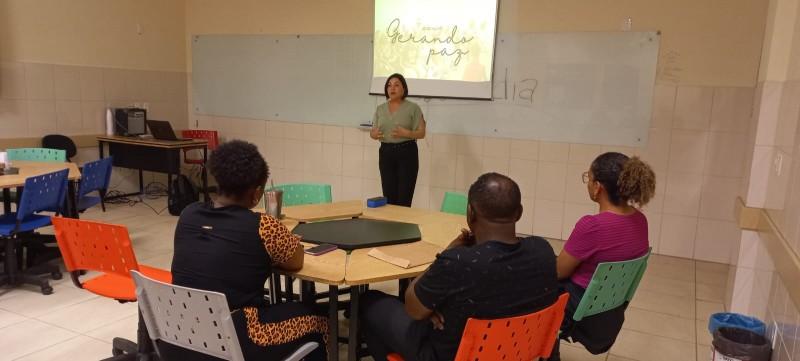 Acadêmicos de Administração UniSatc auxiliam na regularização de empreendimento social 