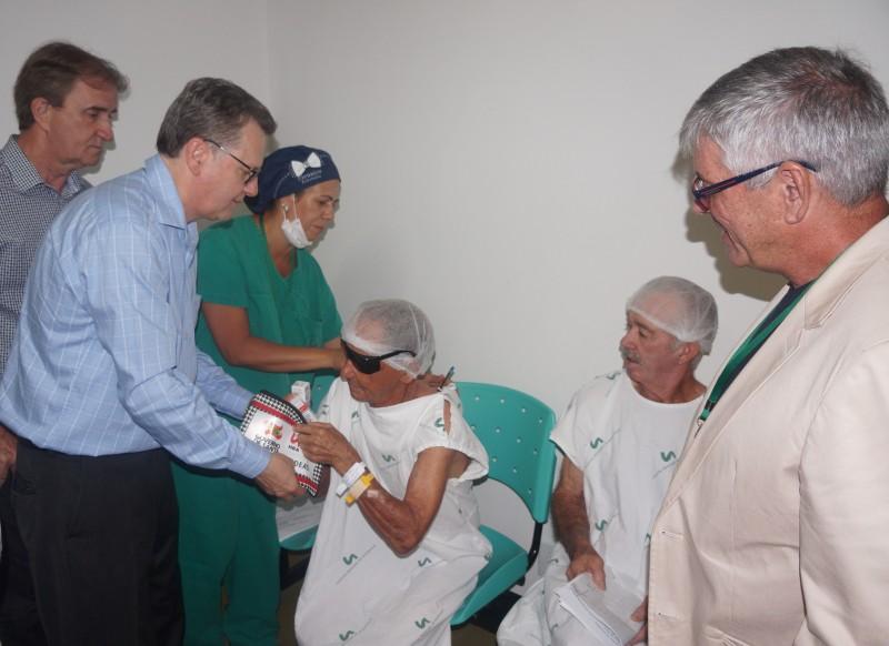 Inicia no Hospital Regional de Araranguá mutirão de catarata
