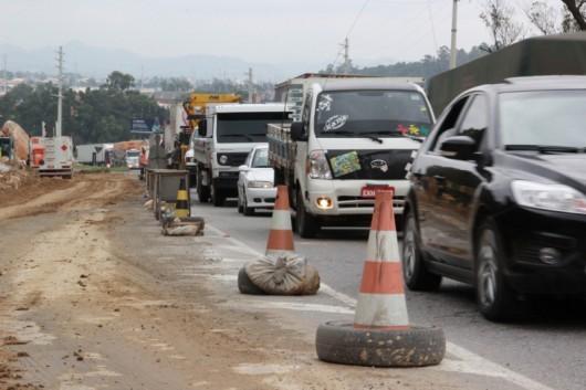 Trânsito será interrompido neste sábado na BR-101, em Tubarão