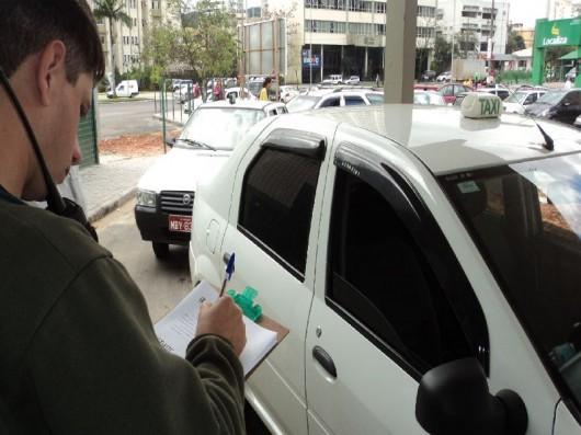 Taxímetros serão inspecionados pelo Inmetro
