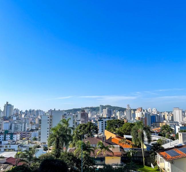 Semana inicia com sol e temperatura de 34°C, mas encerra com chuva no Sul do Estado 