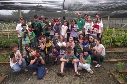 Grupo de Escoteiros visita Horto de Içara