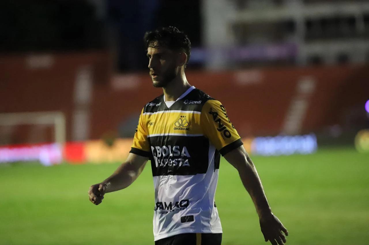 Fellipe Mateus afirma estar 100% após voltar a defender o Tigre