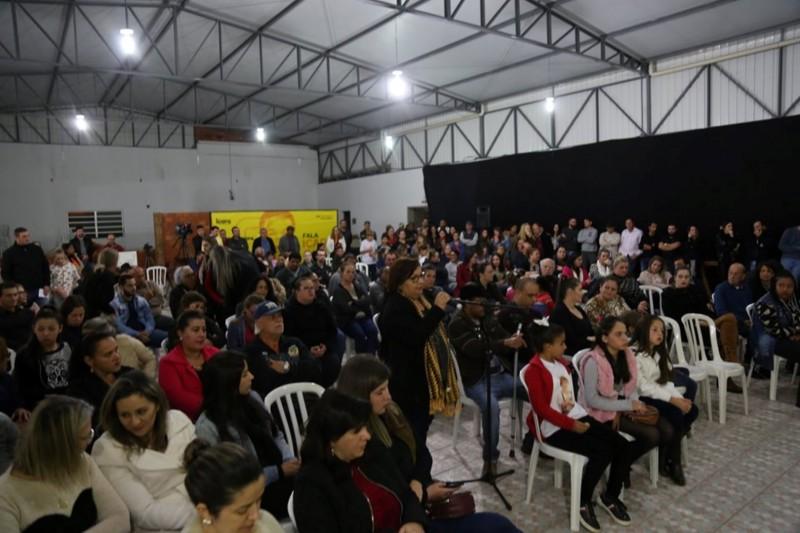 Fala Içara: moradores da região do Aurora dialogam com Governo e entidades 