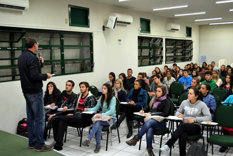 Curso Preparatório para o Enem da Unesc inicia neste sábado