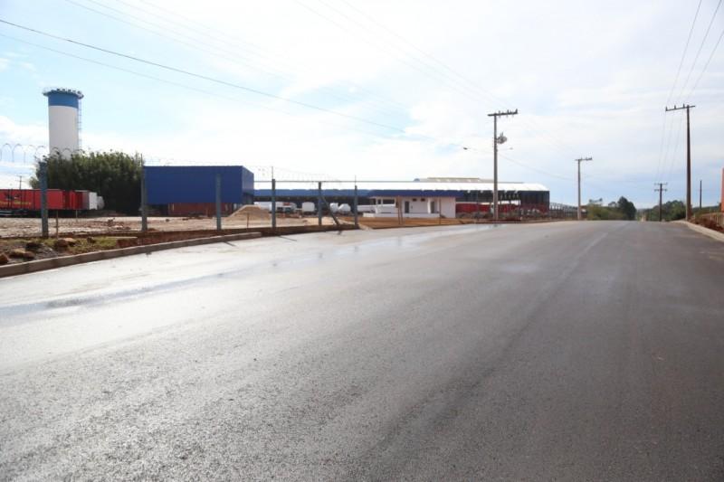 Içara: pavimentação do sentido norte da rodovia ICR-253 chega a 95%