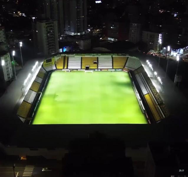 Vídeo mostra testes do novo sistema de iluminação do Majestoso