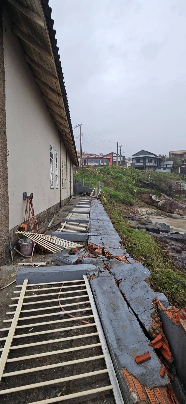 Possível tsunami meteorológico atinge municípios do Sul de Santa Catarina; veja vídeos — foto 2