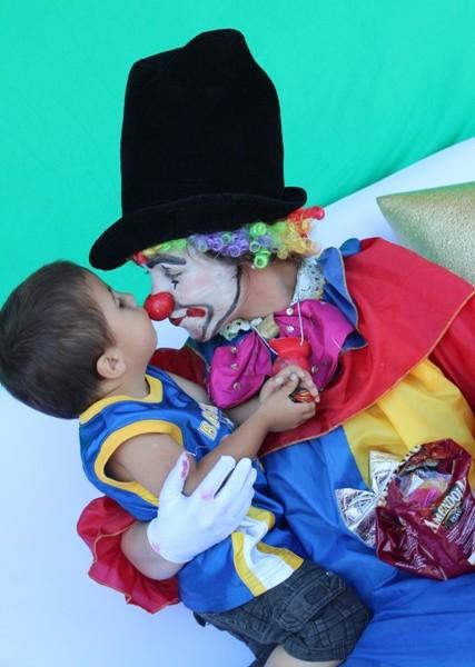 Crianças do Mirassol ganham festa de Natal promovida pela Mult