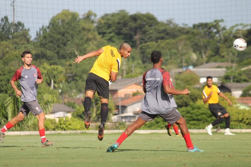 Criciúma joga contra a equipe Sub-20 do Hercílio Luz em atividade no CT