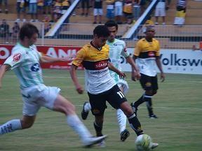 Tigre perde jogo e liderança em Itajaí