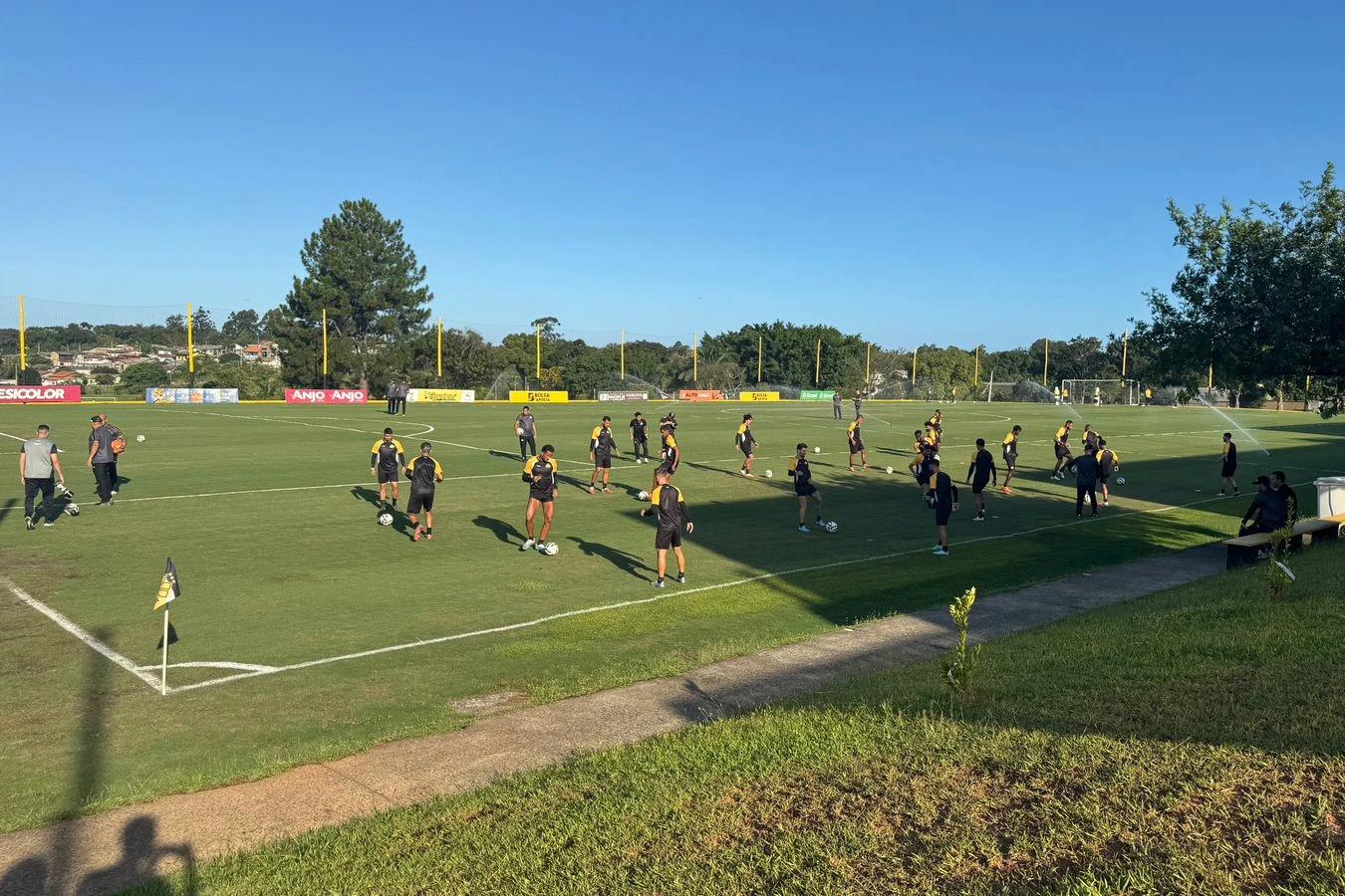 Eduardo Baptista muda tática e descarta mistério