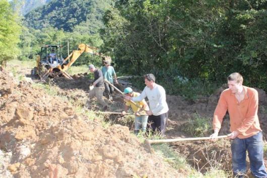 Começam obras de instalação de rede de abastecimento em Novo Horizonte