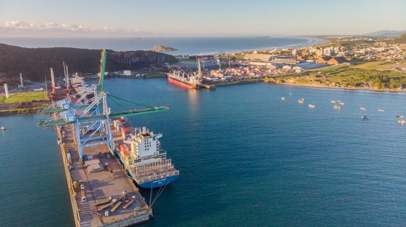 Movimentação de cargas no Porto de Imbituba cresce 19,3% no 1º semestre