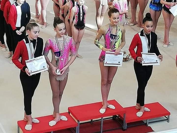 O brilho da criciumense Maria na ginástica em Verona