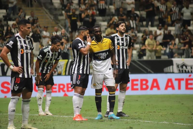 Após quebra de jejum fora de casa, Bolasie projeta estratégia diferente para duelo diante do Galo