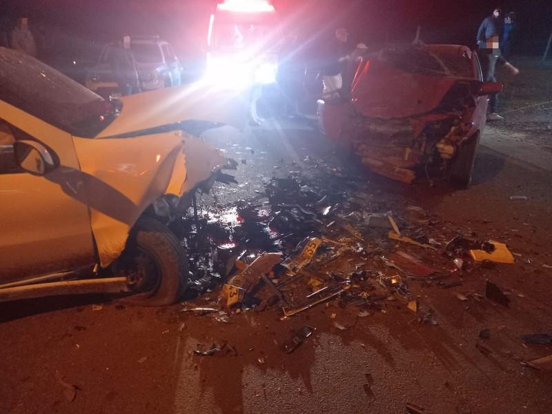 Grave acidente deixa três pessoas feridas em Jacinto Machado