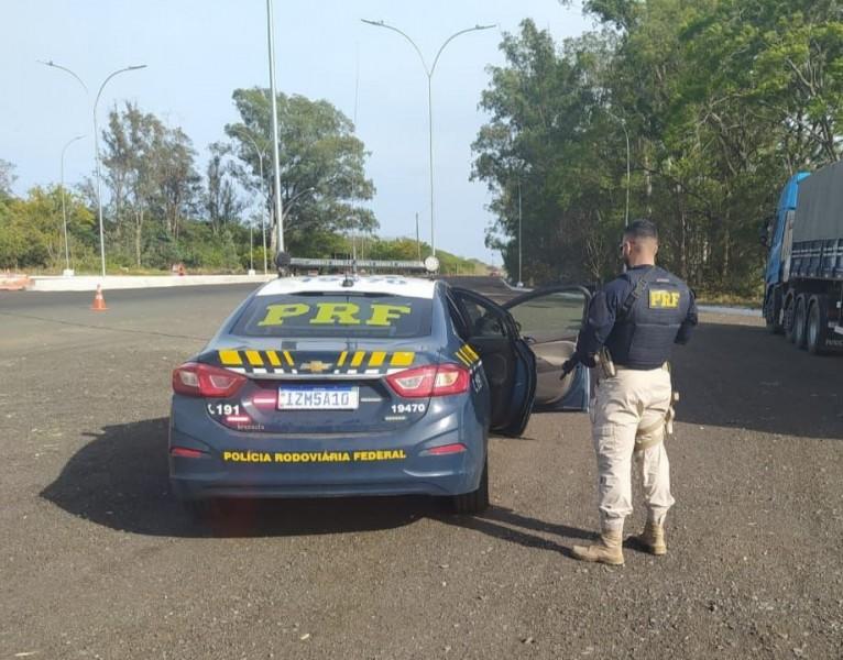 Caminhoneiro de Criciúma é preso por estupro de vulnerável em Uruguaiana