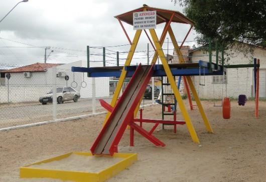 Estádio Municipal de Jaguaruna ganha Parque Infantil