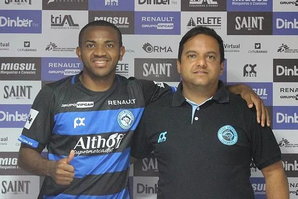 Atacante Tilica é o novo reforço do Atlético Tubarão 