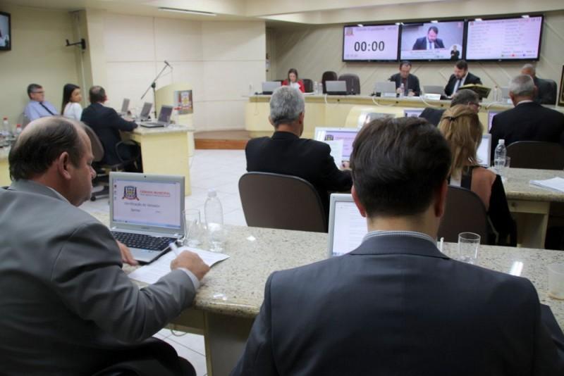 Câmara vota projeto que veda nomeação de pessoas condenadas na Lei de Improbidade Administrativa 