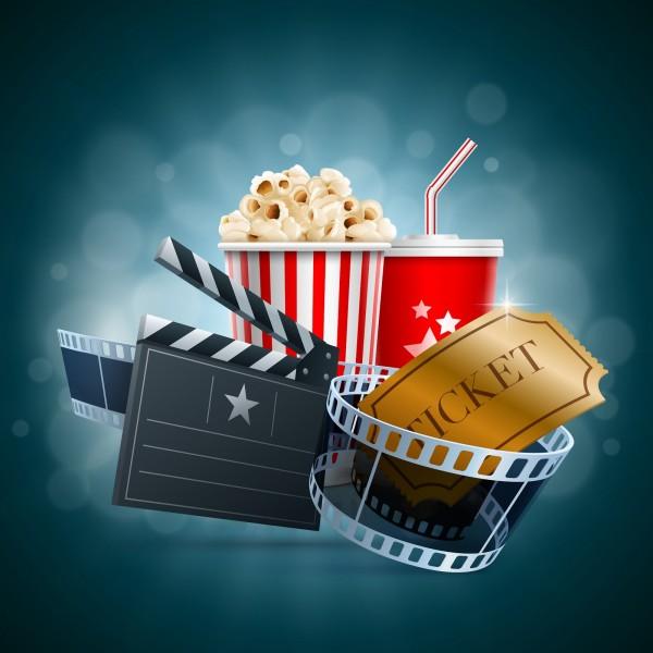 Promoção do Shopping Della presenteia namorados com ingressos para cinema